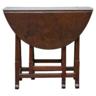 19th Century English Oak Drop-Leaf Table with Gatelegs and Single Drawer