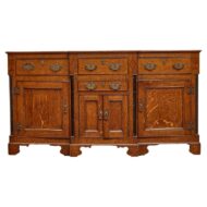 English 19th Century Oak Sideboard with Brass Hardware and Ebonized Columns