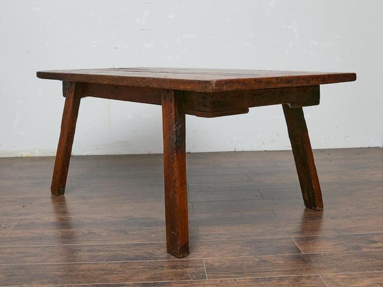 18th Century Spanish Walnut Low Table with Angled Legs - Image 7
