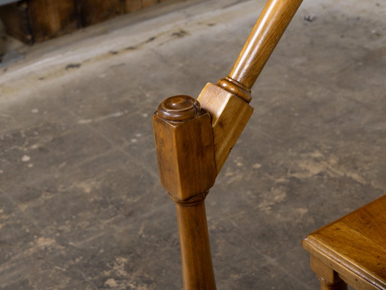English 19th Century Walnut Library Steps with Handrail and Turned Supports - Image 6
