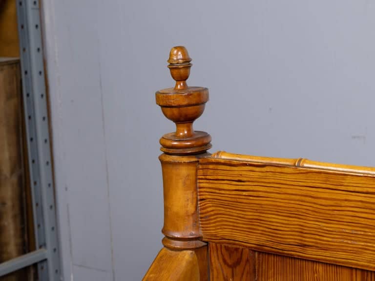 English Pine Faux Bamboo Bench with Panelled Back, Diamond Motifs - 19th Century - Image 10