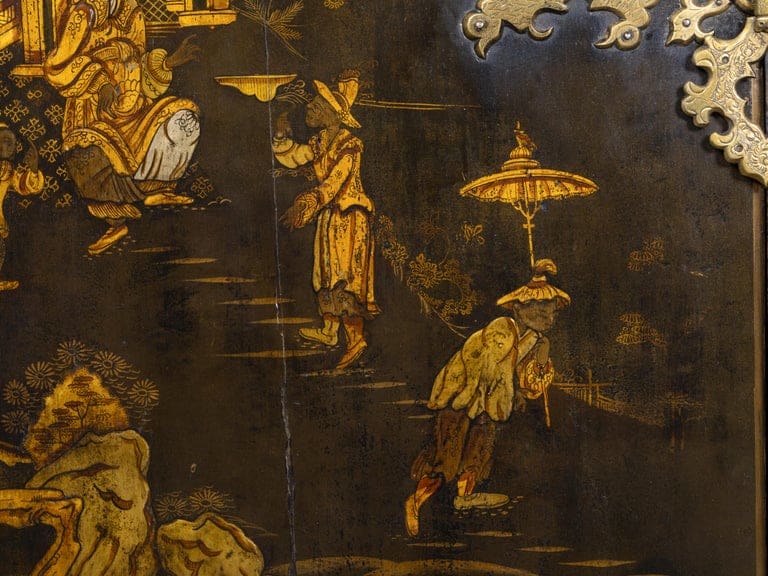 English 18th Century Japanned Chinoiserie Cabinet on 19th Century Stand - Image 17