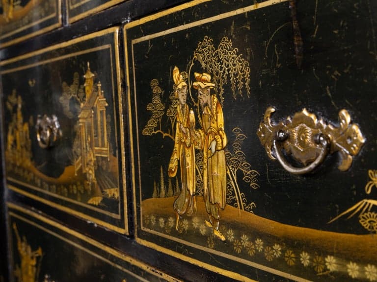 English 18th Century Japanned Chinoiserie Cabinet on 19th Century Stand - Image 10