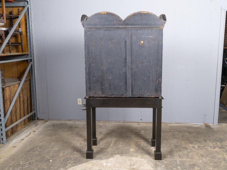 English 18th Century Japanned Chinoiserie Cabinet on 19th Century Stand - Image 3