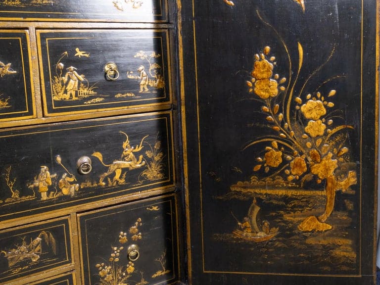 English 18th Century Chinoiserie Japanned Cabinet on 19th Century Stand - Image 14