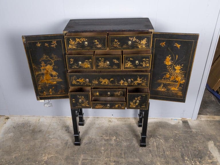 English 18th Century Chinoiserie Japanned Cabinet on 19th Century Stand - Image 9