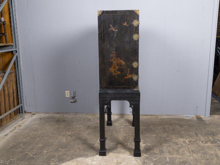 English 18th Century Chinoiserie Japanned Cabinet on 19th Century Stand - Image 6