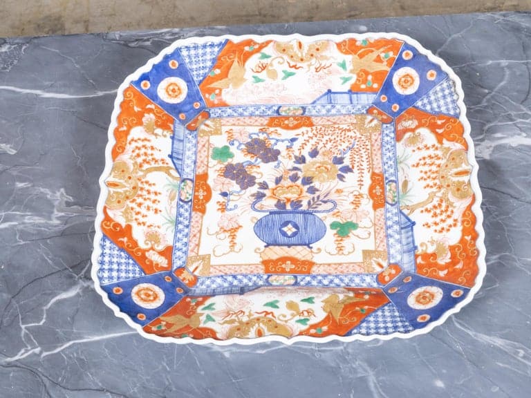 19th Century Japanese Imari Porcelain Scalloped Square Platter, Meiji Period - Image 13