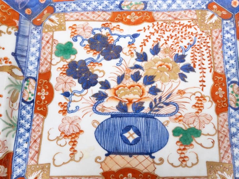 19th Century Japanese Imari Porcelain Scalloped Square Platter, Meiji Period - Image 12