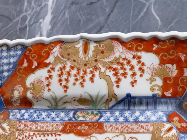 19th Century Japanese Imari Porcelain Scalloped Square Platter, Meiji Period - Image 9
