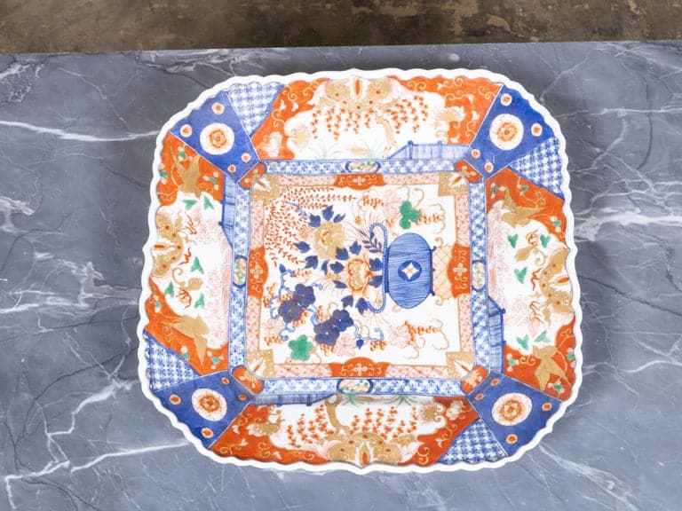 19th Century Japanese Imari Porcelain Scalloped Square Platter, Meiji Period - Image 5