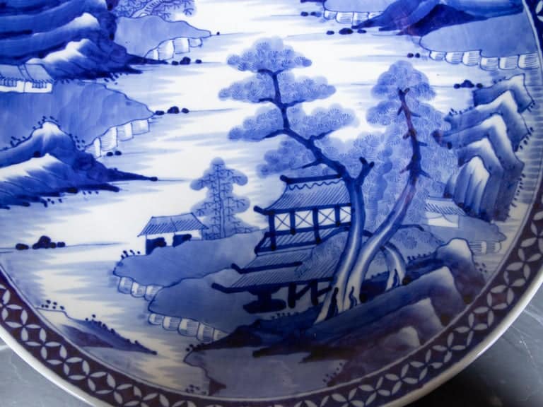 19th Century Chinese Qing Dynasty Blue and White Porcelain Charger - Image 9