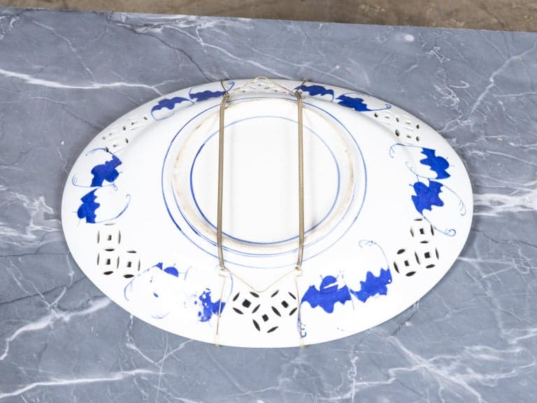 19th Century Japanese Imari Porcelain Oval Charger with Floral and Bamboo Decor - Image 2