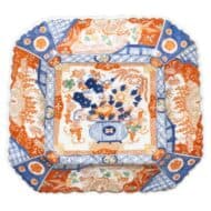 Japanese Imari Porcelain Square Platter with Scalloped Rim, Meiji Period