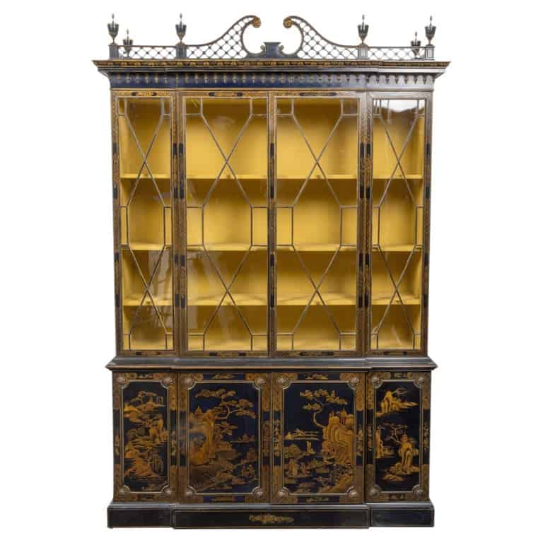 English 19th Century Japanned Chinoiserie Black Lacquered Display Cabinet