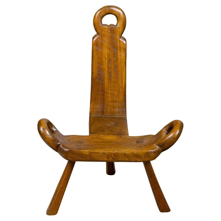 English 19th Century Walnut Folk Low Chair with Three-Legged Base