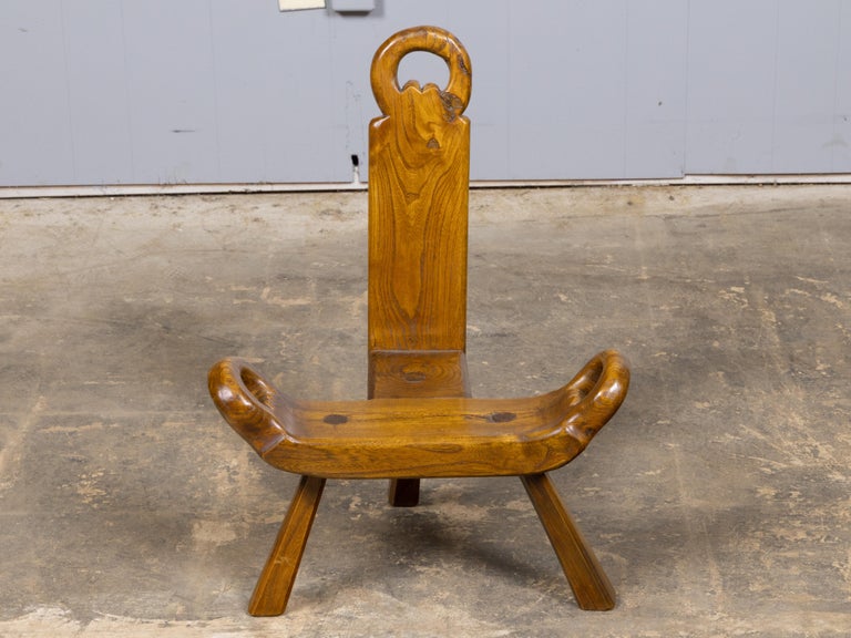 English 19th Century Walnut Folk Low Chair with Three-Legged Base - Image 13